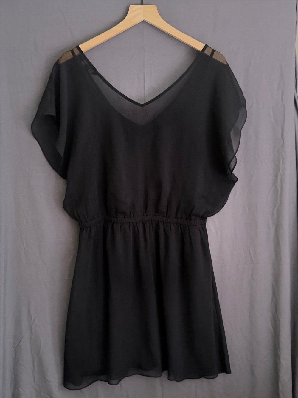 Express Black V-Neck Short Mini Dress - Picture 4 of 5